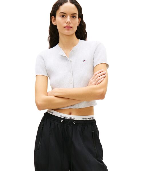 tommy jeans(トミー ジーンズ)の「エッセンシャルショートスリーブリブカーディガン(ニット/セーター・レディース・マルチ/ライトグレー系1・X-SMALL/SMALL/MEDIUM)」の2枚目の写真
