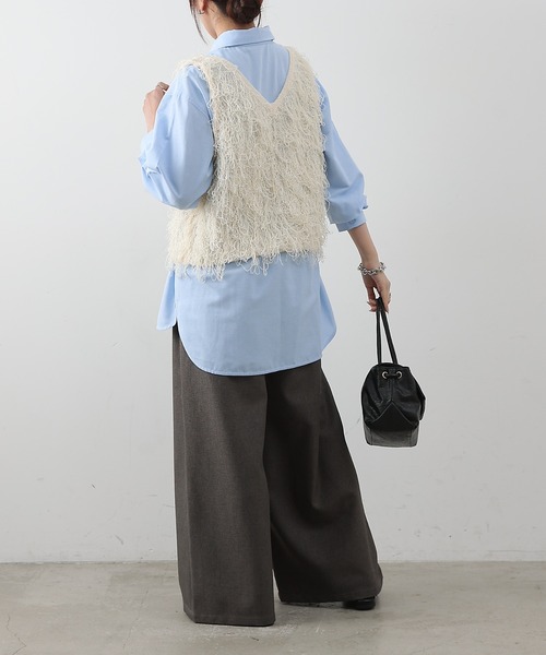 COLONY 2139（コロニートゥーワンスリーナイン）の「ループフリンジベスト（ベスト・レディース・ブラック/アイボリー/ライトグレー・FREE）」の10枚目の写真