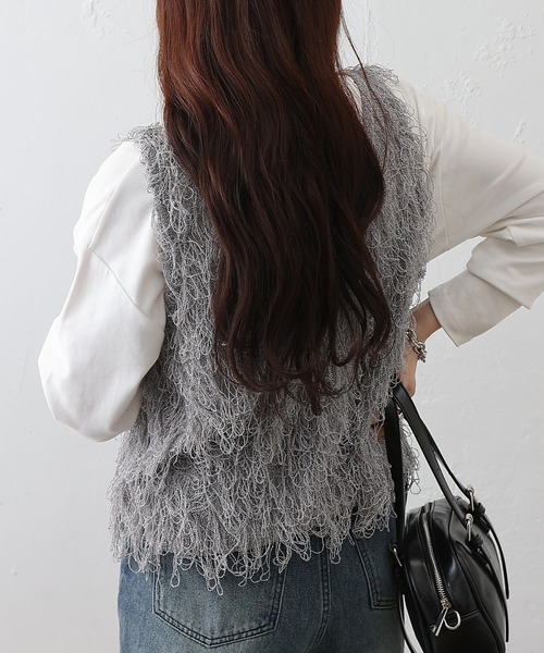 COLONY 2139（コロニートゥーワンスリーナイン）の「ループフリンジベスト（ベスト・レディース・ブラック/アイボリー/ライトグレー・FREE）」の22枚目の写真