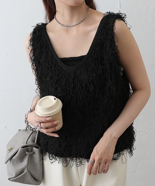 COLONY 2139（コロニートゥーワンスリーナイン）の「ループフリンジベスト（ベスト・レディース・ブラック/アイボリー/ライトグレー・FREE）」の13枚目の写真