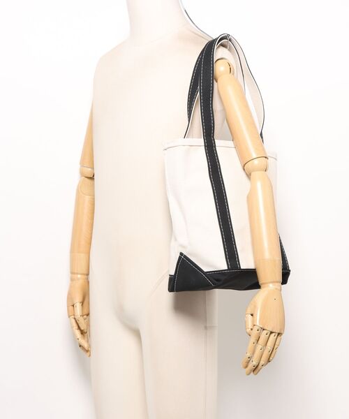 L.L.Bean（エルエルビーン）の「ボート・アンド・トート、トール　スモール（トートバッグ・レディース・ブラック/ブルー/グリーン/アイボリー・ONE SIZE）」の11枚目の写真