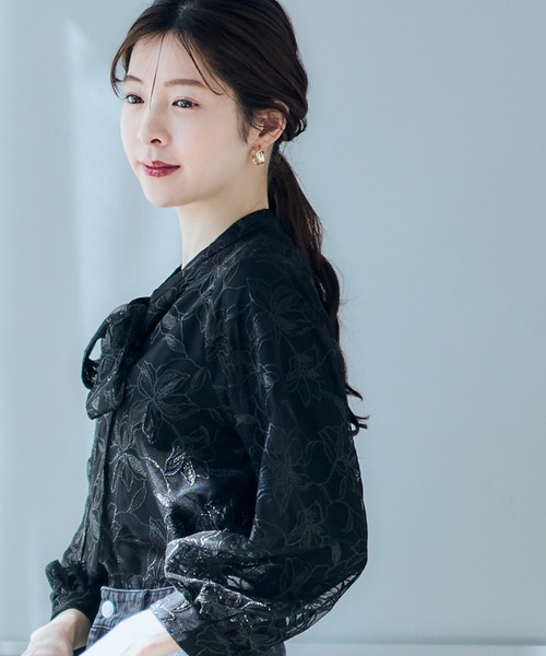 12Twelve Agenda(トゥエルブ アジェンダ)の「レース刺繍ボウタイブラウス(シャツ/ブラウス・レディース・ブラック/アイボリー・M)」の16枚目の写真