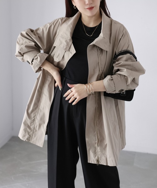 Riberry（リベリー）の「ミドル丈スタンドカラートレンチコート（トレンチコート・レディース・アイボリー/ブラック/ベージュ・MEDIUM）」の3枚目の写真