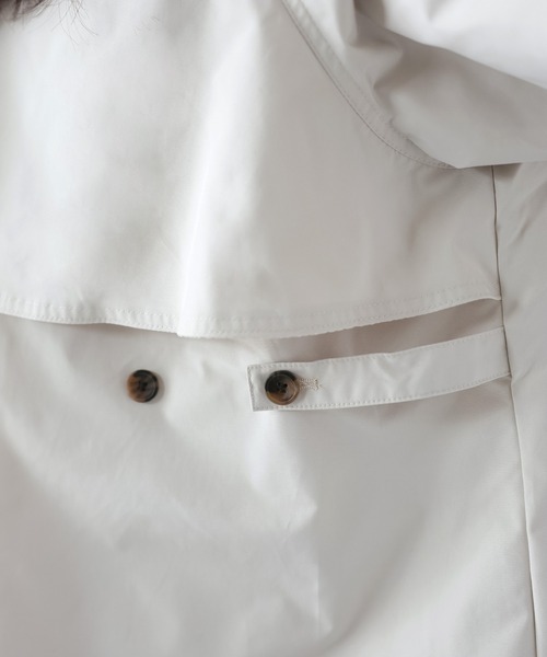 Riberry（リベリー）の「ミドル丈スタンドカラートレンチコート（トレンチコート・レディース・アイボリー/ブラック/ベージュ・MEDIUM）」の7枚目の写真