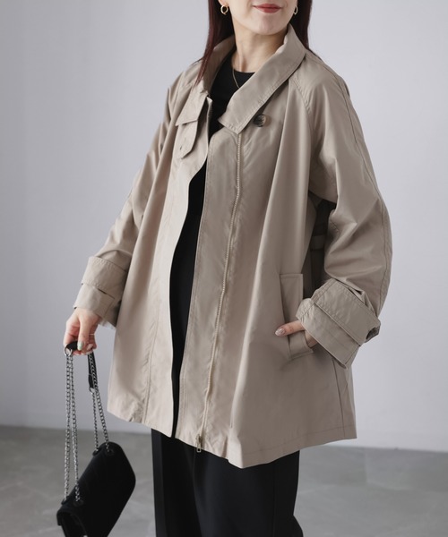 Riberry（リベリー）の「ミドル丈スタンドカラートレンチコート（トレンチコート・レディース・アイボリー/ブラック/ベージュ・MEDIUM）」の16枚目の写真