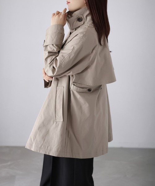 Riberry（リベリー）の「ミドル丈スタンドカラートレンチコート（トレンチコート・レディース・アイボリー/ブラック/ベージュ・MEDIUM）」の19枚目の写真