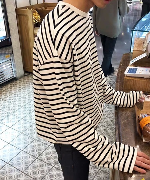 NOWLE(ノウル)の「【NOWLE】リラックスフィット モノトーンボーダー 長袖 Tシャツ(Tシャツ/カットソー・メンズ・ブラック/ホワイト・X-LARGE/LARGE/MEDIUM)」の21枚目の写真
