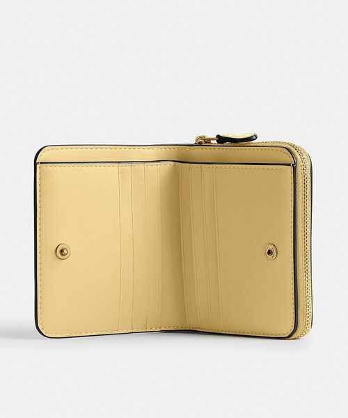 【COACH☆新品】ビルフォールド ウォレット！折り財布！イエロー ゴールド！ COACH - COACH 財布 ☆大人気☆ ビルフォールド ウォレット イエロー
