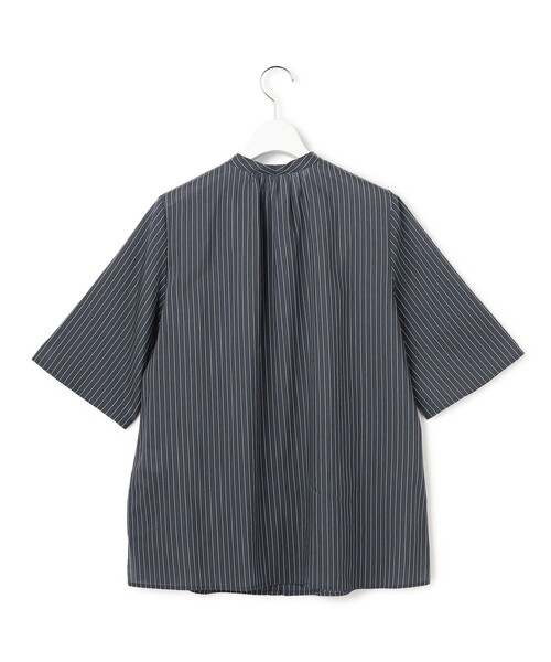 23区 S(ニジュウサンクチイサイサイズ)の「ドライシアーストライプ フロントタック ブラウス(シャツ/ブラウス・レディース・ホワイト系1・32)」の9枚目の写真