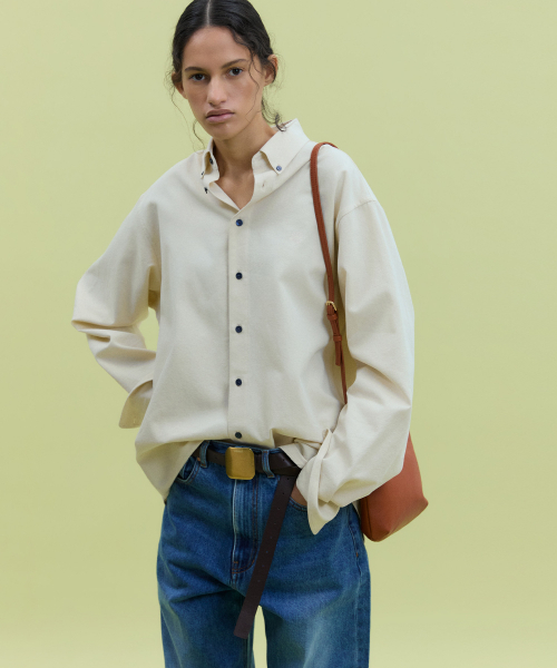 NOHANT（ノアン）の「ESSENTIAL OXFORD SHIRT IVORY（シャツ/ブラウス・レディース・アイボリー・SMALL/MEDIUM/LARGE）」の2枚目の写真