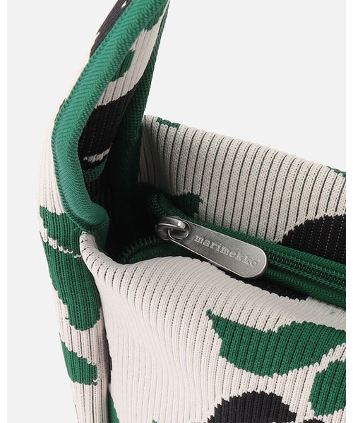 marimekko(マリメッコ)の「Lemmitty / Knitted Shoulderbag(ショルダーバッグ・レディース・ホワイト・FREE)」の6枚目の写真