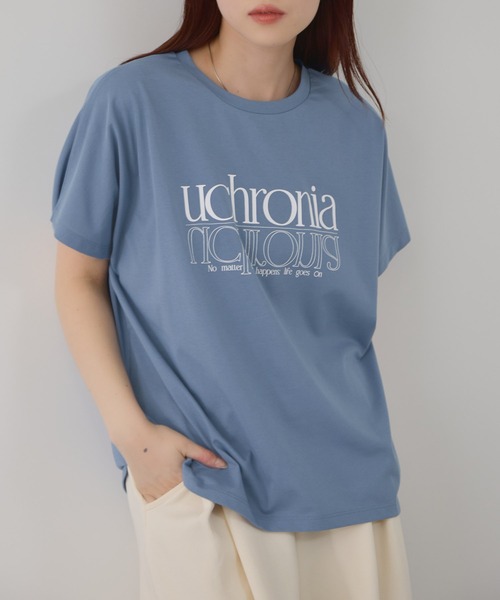 Mac-House(マックハウス)の「Free Nature ロゴプリント クルーネック Tシャツ(Tシャツ/カットソー・レディース・ブルー/グレイッシュベージュ/チャコールグレー/ホワイト・L/M)」の4枚目の写真