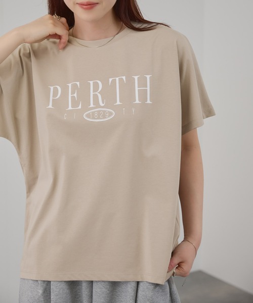 Mac-House(マックハウス)の「Free Nature ロゴプリント クルーネック Tシャツ(Tシャツ/カットソー・レディース・ブルー/グレイッシュベージュ/チャコールグレー/ホワイト・L/M)」の14枚目の写真