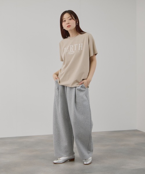 Mac-House(マックハウス)の「Free Nature ロゴプリント クルーネック Tシャツ(Tシャツ/カットソー・レディース・ブルー/グレイッシュベージュ/チャコールグレー/ホワイト・L/M)」の16枚目の写真