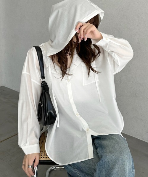 umune(ウムネ)の「シアーシャツ フード付き 長袖 ブラウス オフホワイト 透け感 シースルー オーバーサイズ ルーズ 紫外線対策 冷房対策 羽織り トップス 秋 冬(シャツ/ブラウス・レディース・ブラック/オフホワイト/ピンク・FREE)」の19枚目の写真