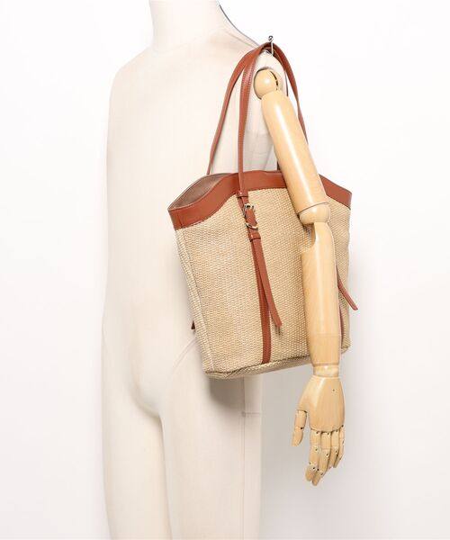 SALON de RUBAN（サロンドルヴァン）の「【SALON de RUBAN / サロン ド ルヴァン】 雑材トートバッグ（トートバッグ・レディース・ブラック/ブラウン/ホワイト・FREE）」の7枚目の写真