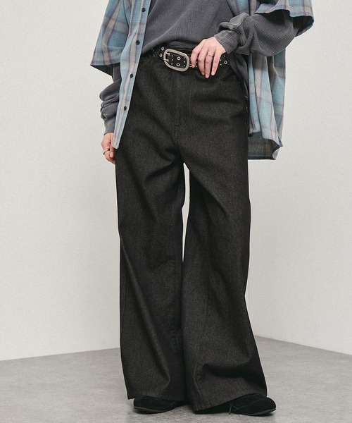 Alfred Alex（アルフレッドアレックス）の「【Alfred Alex】Rigid Wide Baggy Recycled Denim / リジッド ワイドバギーデニムパンツ（デニムパンツ・メンズ・インディゴブルー/ブラック系/ブラック・S/M/L）」の5枚目の写真