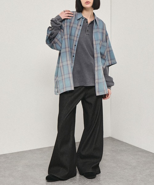 Alfred Alex（アルフレッドアレックス）の「【Alfred Alex】Rigid Wide Baggy Recycled Denim / リジッド ワイドバギーデニムパンツ（デニムパンツ・メンズ・インディゴブルー/ブラック系/ブラック・S/M/L）」の7枚目の写真