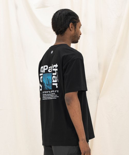 KALAPATTHAR(カラパタール)の「Cool Mountain Back Logo T-Shirt - Black(Tシャツ/カットソー・メンズ・その他・MEDIUM/LARGE/X-LARGE)」の4枚目の写真