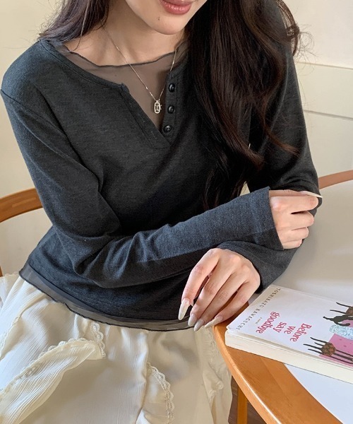 CHUN CHUN NOTES(チュンチュンノーツ)の「26SS/シアー配色レイヤード風ヘンリーネックTシャツ(Tシャツ/カットソー・レディース・ブラック/アイボリー/ダークグレー/ブラウン/ライトグレー・M)」の4枚目の写真