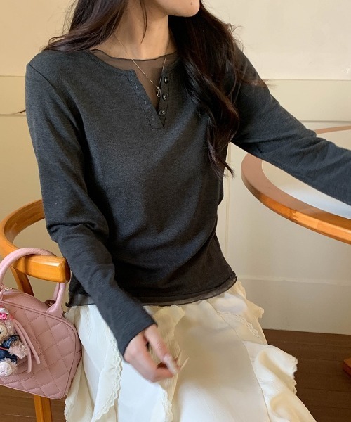 CHUN CHUN NOTES(チュンチュンノーツ)の「26SS/シアー配色レイヤード風ヘンリーネックTシャツ(Tシャツ/カットソー・レディース・ブラック/アイボリー/ダークグレー/ブラウン/ライトグレー・M)」の13枚目の写真