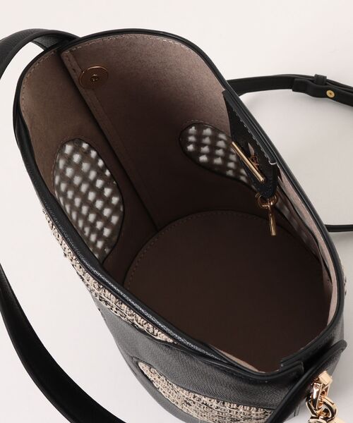 LE VERNIS（ル・ベルニ）の「【ル・ベルニ】Hole digging bucket（ハンドバッグ・レディース・ブラック/ブラウン・FREE）」の5枚目の写真