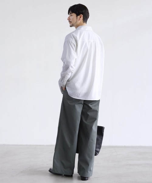 LIL VENDARS（リルヴェンダース）の「Buyer's Select/【セットアップ 3点セット】綿タッチ長袖オープンカラーシャツ+UネックTシャツ+ライトツイルスラックス（セットアップ・メンズ・ブルー/ホワイト/ブラウン/チャコール・S/M/L/XL）」の16枚目の写真