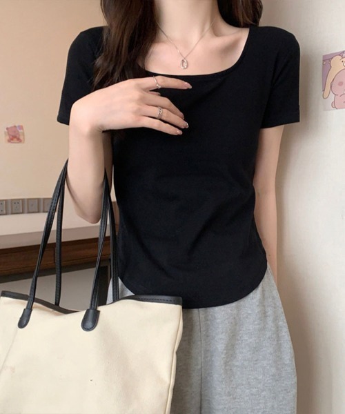 SallyLunn（サリーラン）の「【美シルエット】スクエアネックフィットTシャツ（Tシャツ/カットソー・レディース・ベージュ/ブラック/グレー/ホワイト・LARGE/MEDIUM）」の10枚目の写真