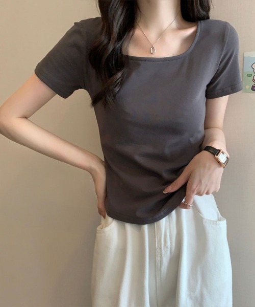 SallyLunn（サリーラン）の「【美シルエット】スクエアネックフィットTシャツ（Tシャツ/カットソー・レディース・ベージュ/ブラック/グレー/ホワイト・LARGE/MEDIUM）」の14枚目の写真