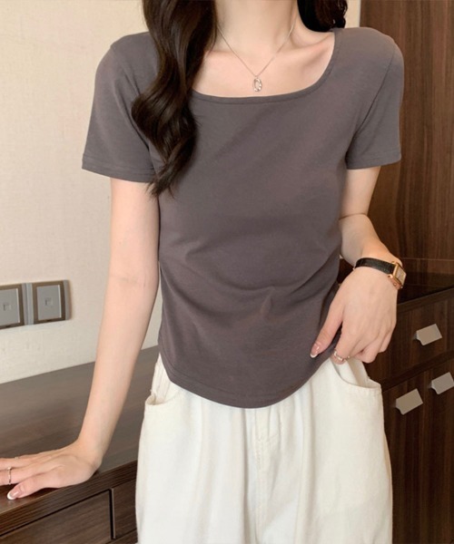 SallyLunn（サリーラン）の「【美シルエット】スクエアネックフィットTシャツ（Tシャツ/カットソー・レディース・ベージュ/ブラック/グレー/ホワイト・LARGE/MEDIUM）」の13枚目の写真