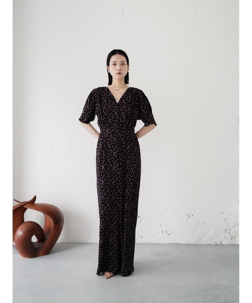 KATRIN TOKYO v neck all-in-one ブラック v neck all-in-one（つなぎ/オールインワン）｜Katrin TOKYO