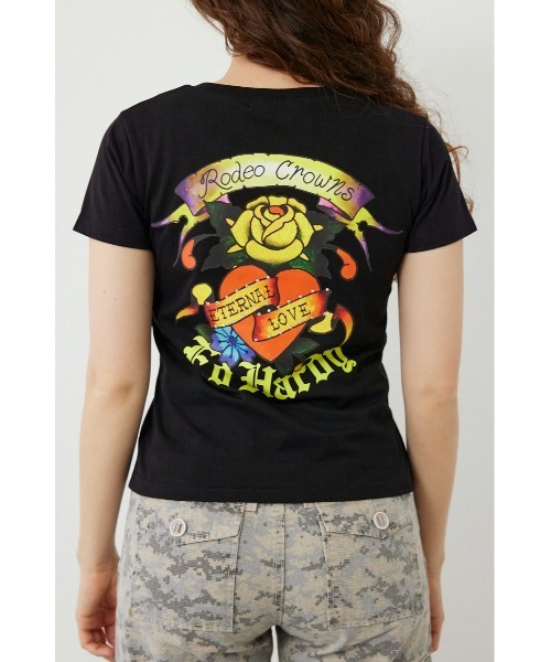 RODEO CROWNS WIDE BOWL(ロデオクラウンズワイドボウル)の「(Ed Hardy) ETERNAL LOVE Tシャツ(Tシャツ/カットソー・レディース・オフホワイト/ブラック・MEDIUM/LARGE)」の15枚目の写真