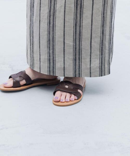 URBAN RESEARCH DOORS（アーバンリサーチドアーズ）の「カッティングサンダル | フラットサンダル/大人カジュアル/夏（サンダル・レディース・ブラウン/アイボリー・36/37/38）」の6枚目の写真