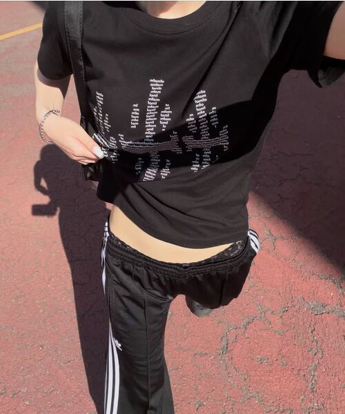 FREEMARIO（フリーマリオ）の「3 クロスTシャツ [ブラック]（Tシャツ/カットソー・レディース・ブラック・SMALL/MEDIUM）」の6枚目の写真