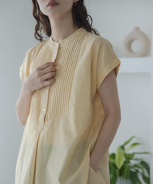URBAN RESEARCH Sonny Label(アーバンリサーチサニーレーベル)の「エアリーコットンピンタックドレスシャツ(シャツ/ブラウス・レディース・オフホワイト/ブルー/イエロー/ブラック・FREE)」の1枚目の写真
