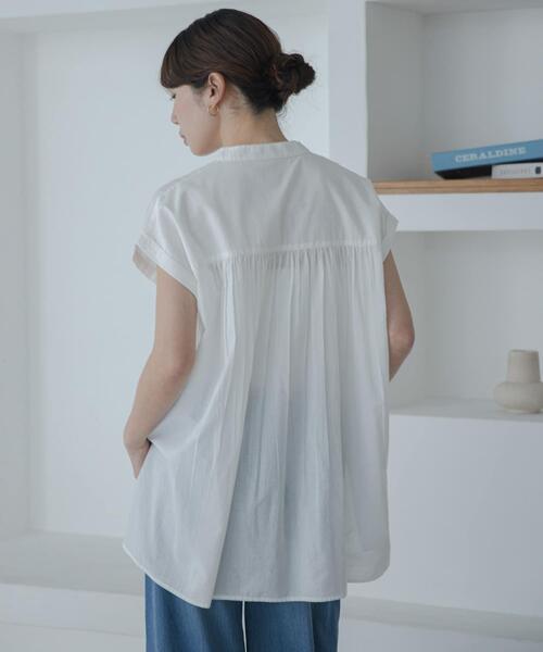 URBAN RESEARCH Sonny Label(アーバンリサーチサニーレーベル)の「エアリーコットンピンタックドレスシャツ(シャツ/ブラウス・レディース・オフホワイト/ブルー/イエロー/ブラック・FREE)」の8枚目の写真
