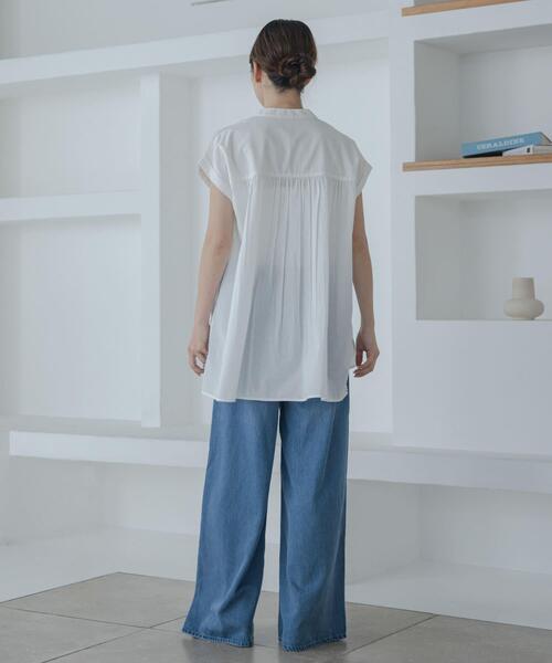 URBAN RESEARCH Sonny Label(アーバンリサーチサニーレーベル)の「エアリーコットンピンタックドレスシャツ(シャツ/ブラウス・レディース・オフホワイト/ブルー/イエロー/ブラック・FREE)」の11枚目の写真