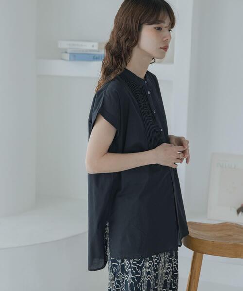 URBAN RESEARCH Sonny Label(アーバンリサーチサニーレーベル)の「エアリーコットンピンタックドレスシャツ(シャツ/ブラウス・レディース・オフホワイト/ブルー/イエロー/ブラック・FREE)」の18枚目の写真