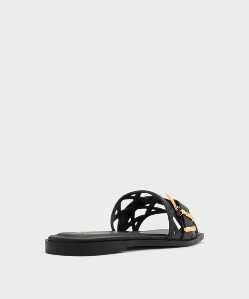 CHARLES & KEITH(チャールズ & キース)の「Whitney ホイットニー レザー カットアウト スライドサンダル(サンダル・レディース・ブラウン/ブラック・22.5cm/23cm/23.5cm/24.5cm/25cm/25.5cm)」の12枚目の写真