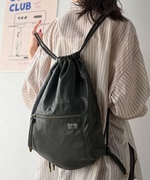Java（ジャバ）の「《JaVaジャバコラボ》上品な風合いでモード感を程よくプラス。軽やかに持てる フェイクレザーナップサック（バックパック/リュック）」