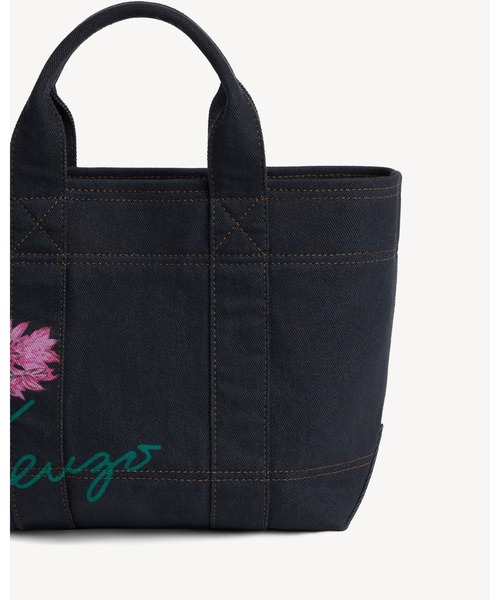 KENZO(ケンゾー)の「'KENZO Tulip' スモール トートバッグ イン デニムライク ツイル(メッセンジャーバッグ・メンズ・ブルー系その他4・ONE SIZE)」の4枚目の写真