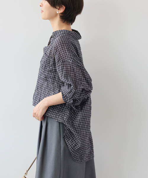 JOURNAL STANDARD relume(ジャーナルスタンダード レリューム)の「シャーリングチェックシャツ(シャツ/ブラウス・レディース・ブラック/ネイビー/ベージュ/ホワイト・FREE)」の10枚目の写真