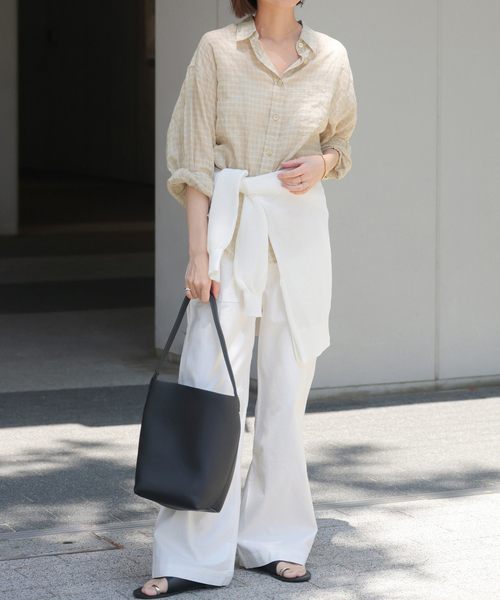 JOURNAL STANDARD relume(ジャーナルスタンダード レリューム)の「シャーリングチェックシャツ(シャツ/ブラウス・レディース・ブラック/ネイビー/ベージュ/ホワイト・FREE)」の18枚目の写真