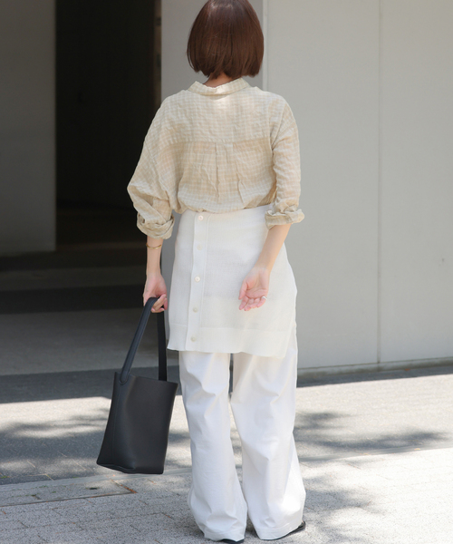 JOURNAL STANDARD relume(ジャーナルスタンダード レリューム)の「シャーリングチェックシャツ(シャツ/ブラウス・レディース・ブラック/ネイビー/ベージュ/ホワイト・FREE)」の19枚目の写真