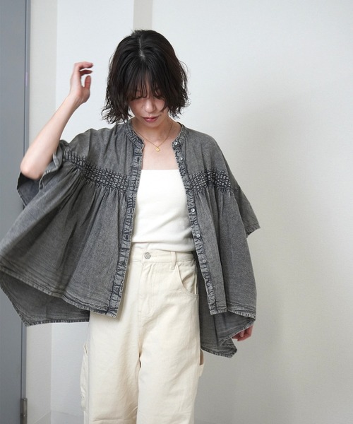 gossara(ゴサラ)の「【ふんわりシルエットが魅力】ケミカルウォッシュブラウス(シャツ/ブラウス・レディース・ブラック/グレー・FREE)」の14枚目の写真