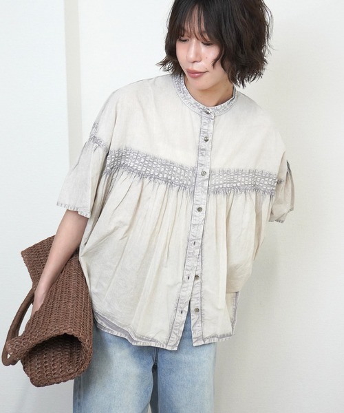 gossara(ゴサラ)の「【ふんわりシルエットが魅力】ケミカルウォッシュブラウス(シャツ/ブラウス・レディース・ブラック/グレー・FREE)」の8枚目の写真