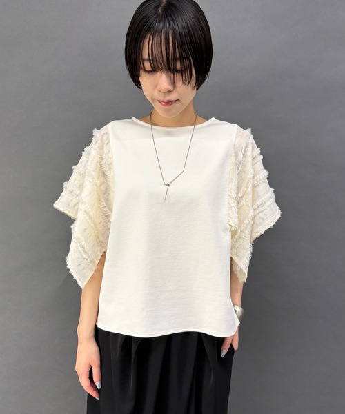 NICOLE white(ニコルホワイト)の「ハンカチヘム半袖Tシャツ(その他トップス・レディース・ブルー/オフホワイト/ブラック・FREE)」の4枚目の写真