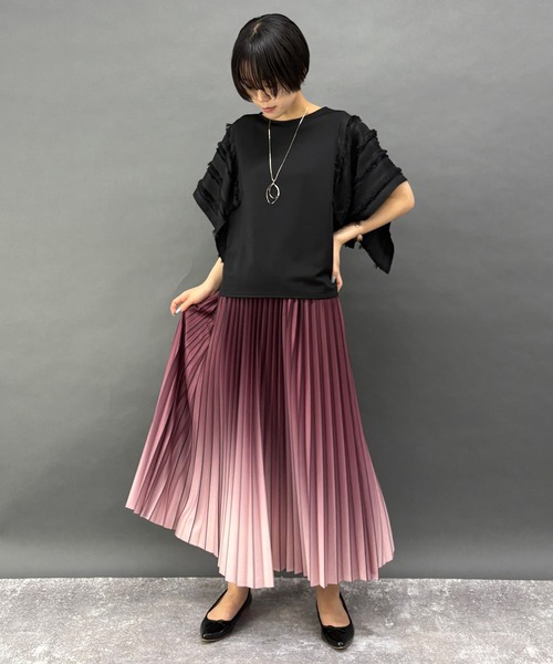 NICOLE white(ニコルホワイト)の「ハンカチヘム半袖Tシャツ(その他トップス・レディース・ブルー/オフホワイト/ブラック・FREE)」の6枚目の写真