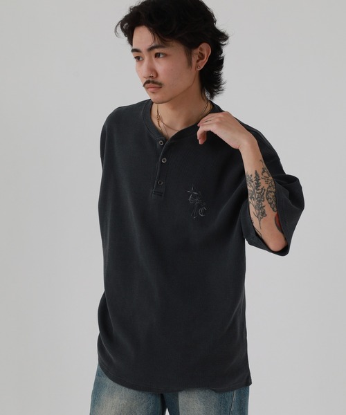 FUNALIVE(ファンアライブ)の「ピグメント加工 ワッフルヘンリーネックTシャツ 半袖(Tシャツ/カットソー・メンズ・ブラック/ブラック系その他/ブラック系その他2・M/L)」の7枚目の写真