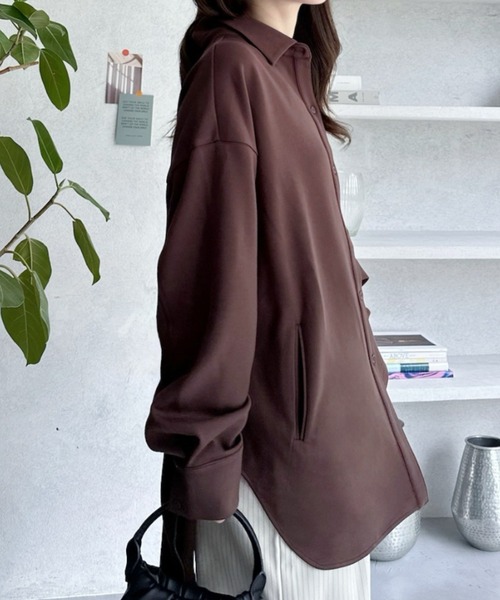 umune（ウムネ）の「もちもち感が可愛いダンボールニット素材♪重ね着コーデが楽しめるオーバーサイズシャツジャケット（シャツ/ブラウス・レディース・ブラウン/杢グレー/ブラック・FREE）」の11枚目の写真